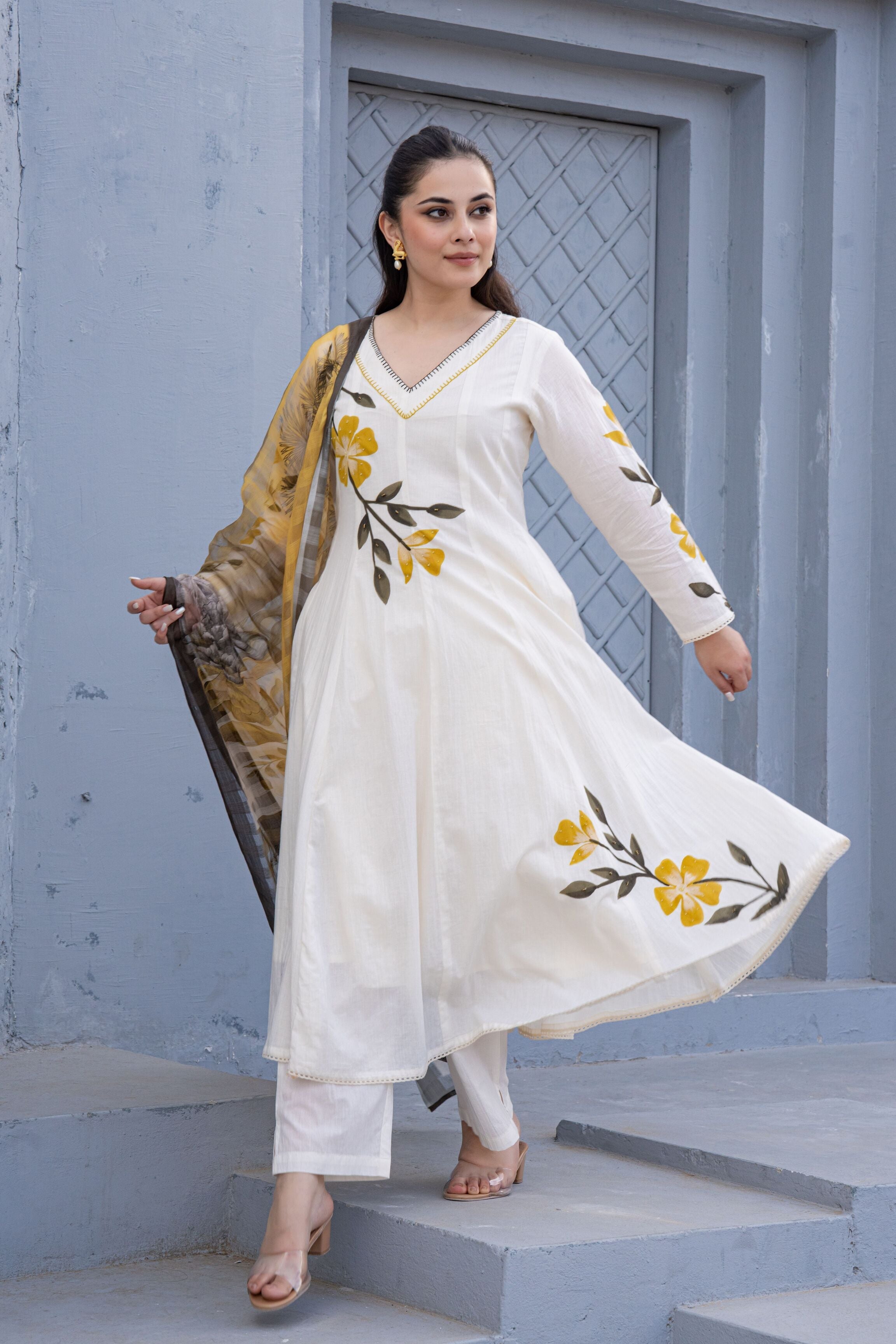 White Hand Painted Anarkali Kurta Pant With Kota Doria Dupatta