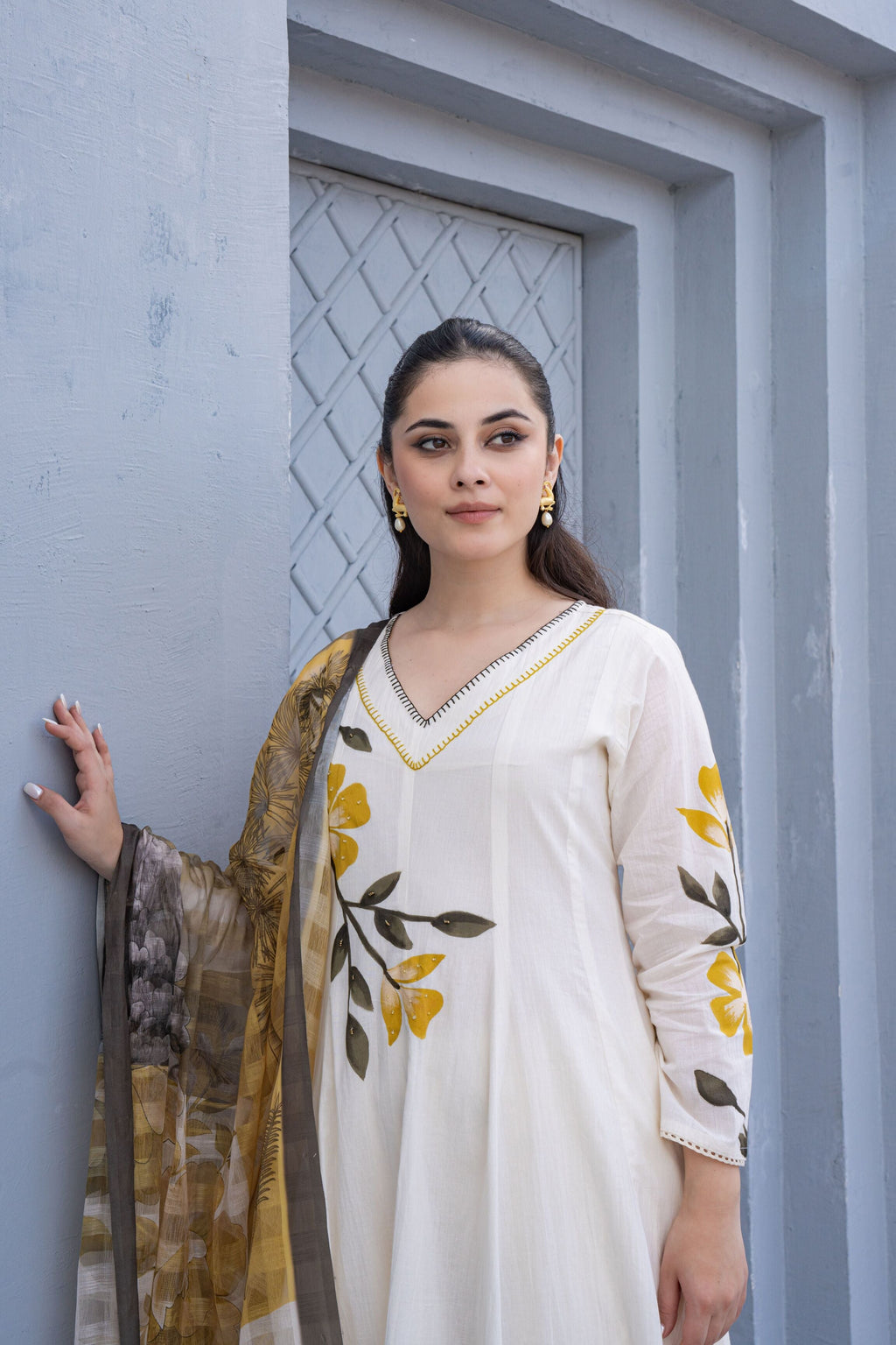 White Hand Painted Anarkali Kurta Pant With Kota Doria Dupatta